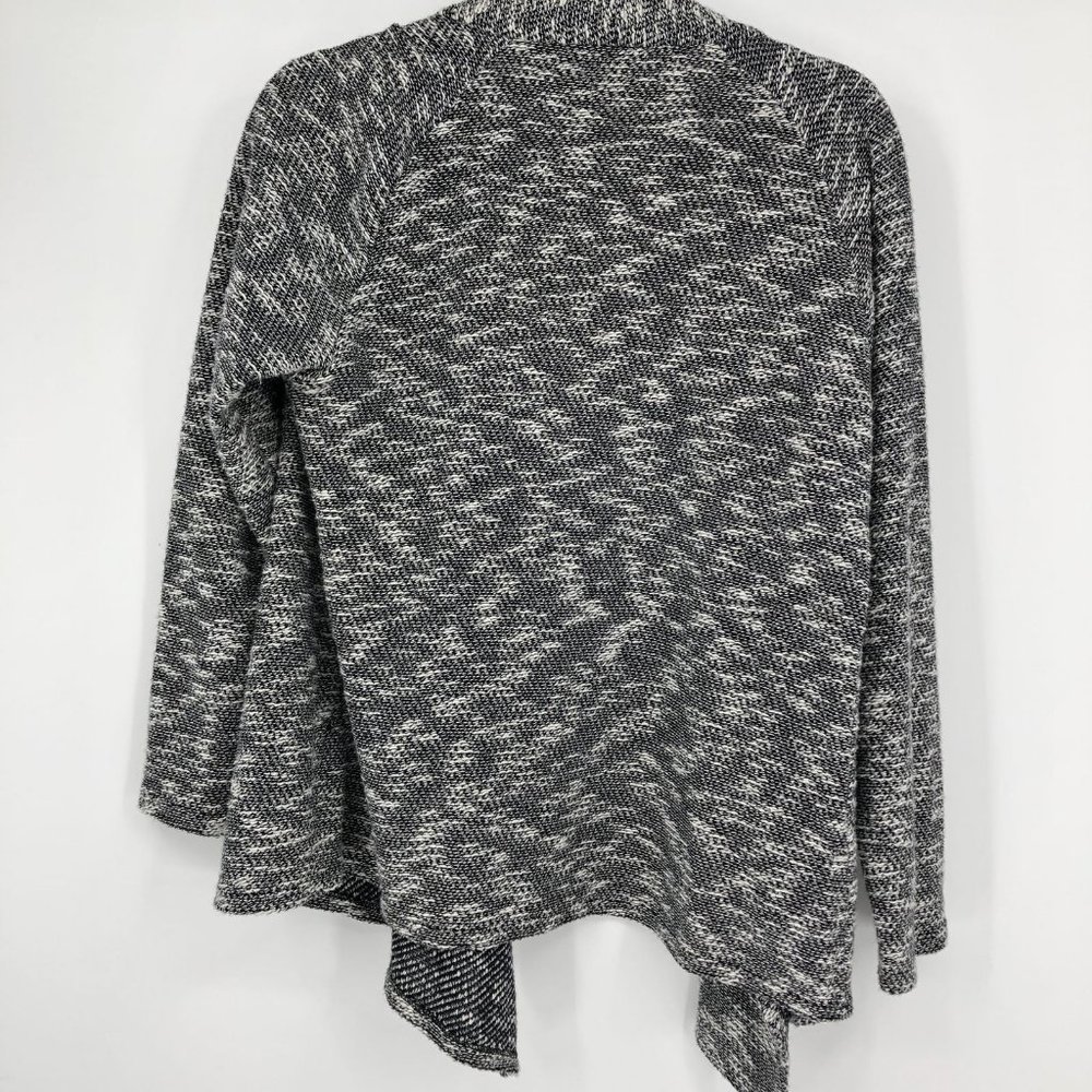 Two By Vince Camuto Gray/Black Basic Cardigan Swe… - image 3